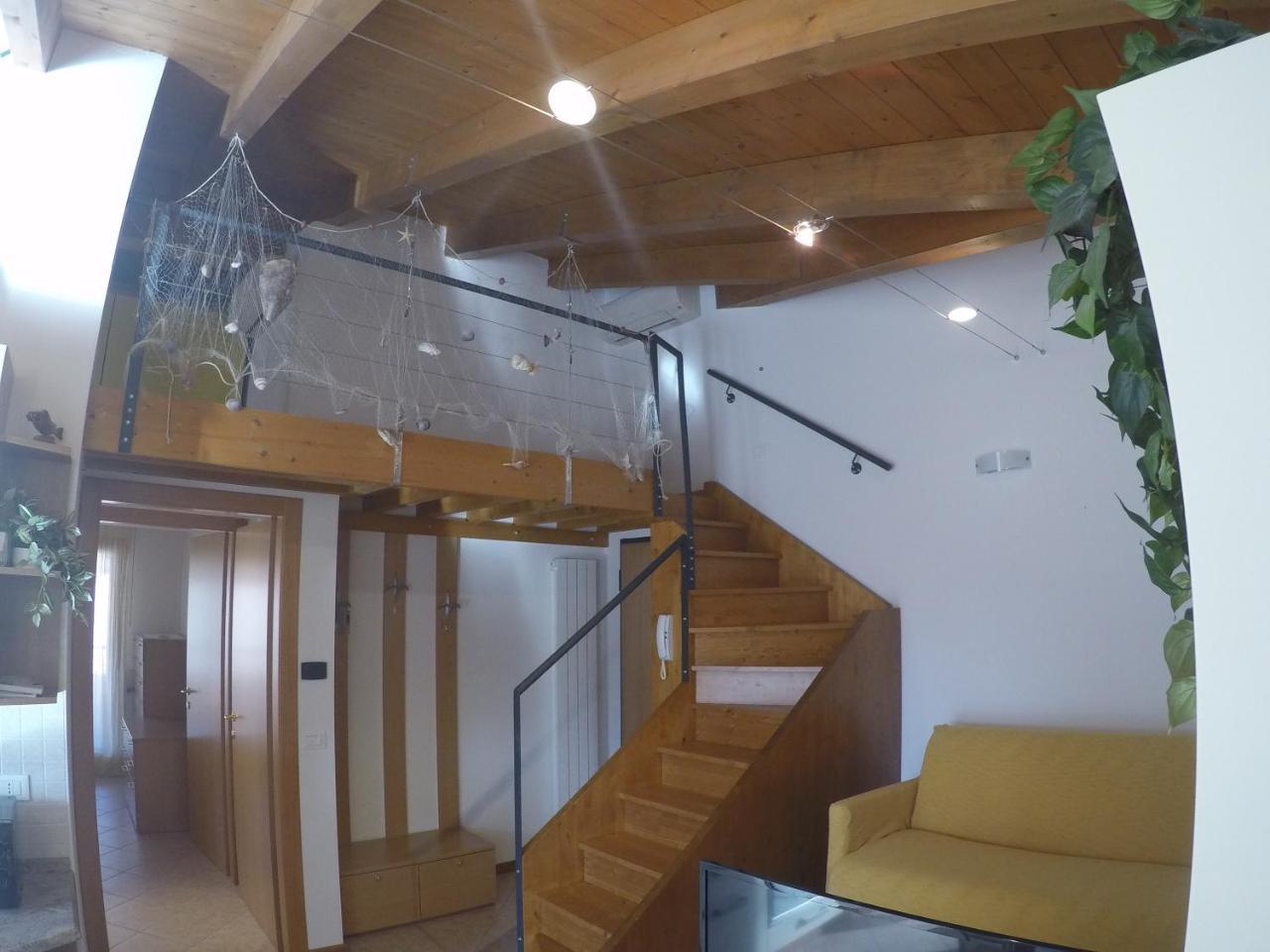 Apartment Miramar - Attico Bilocale - Agenzia Cocal *